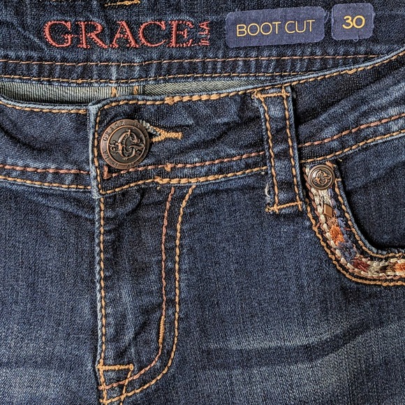 GRACE Mid-Rise Bootcut Dark Blue Distressed Jeans w/Embellished Pockets Size 30 - Picture 4 of 7